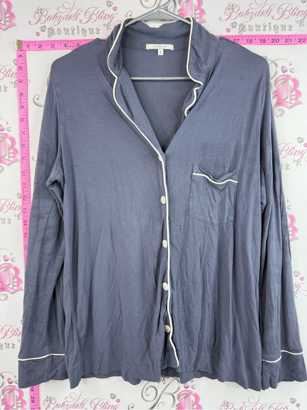 Love & lore shirt Charcoal Gray Long-Sleeve Pajama Top with Contrast Piping
